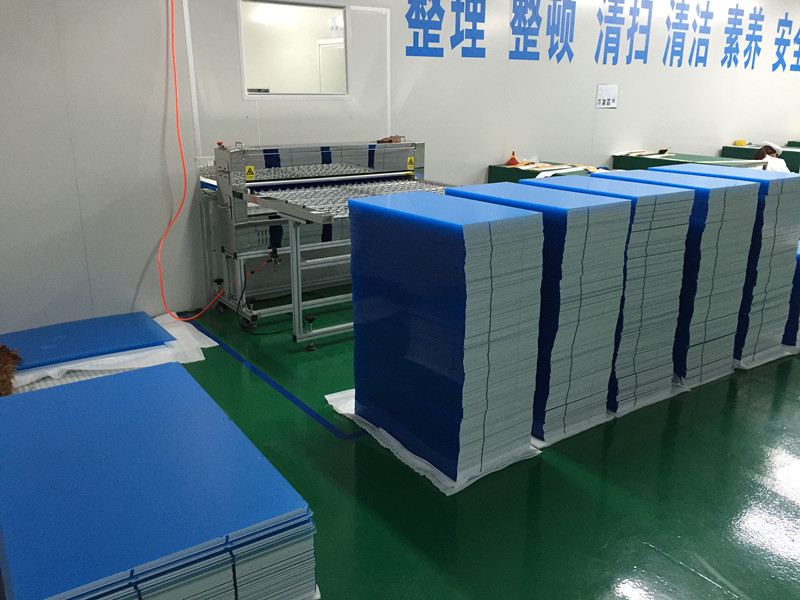 導光板表面清潔機